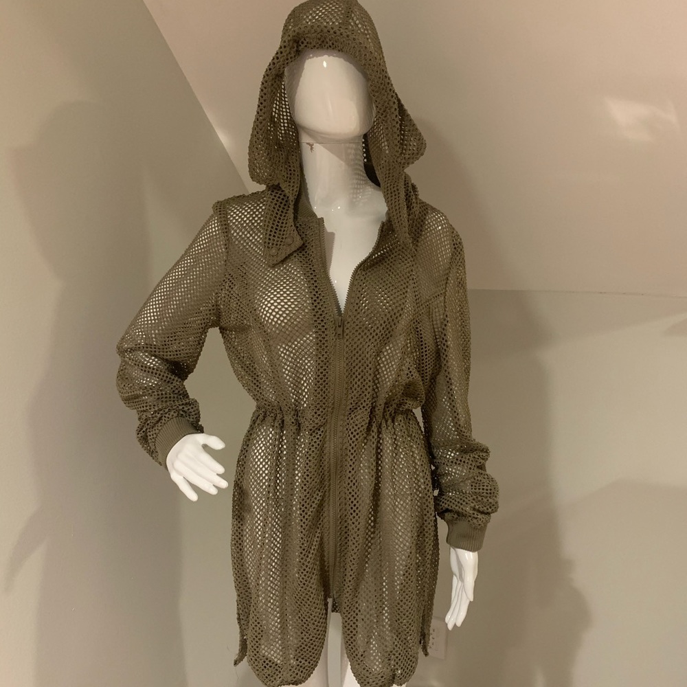 Mesh/Netted Material Green Jacket! - image 3